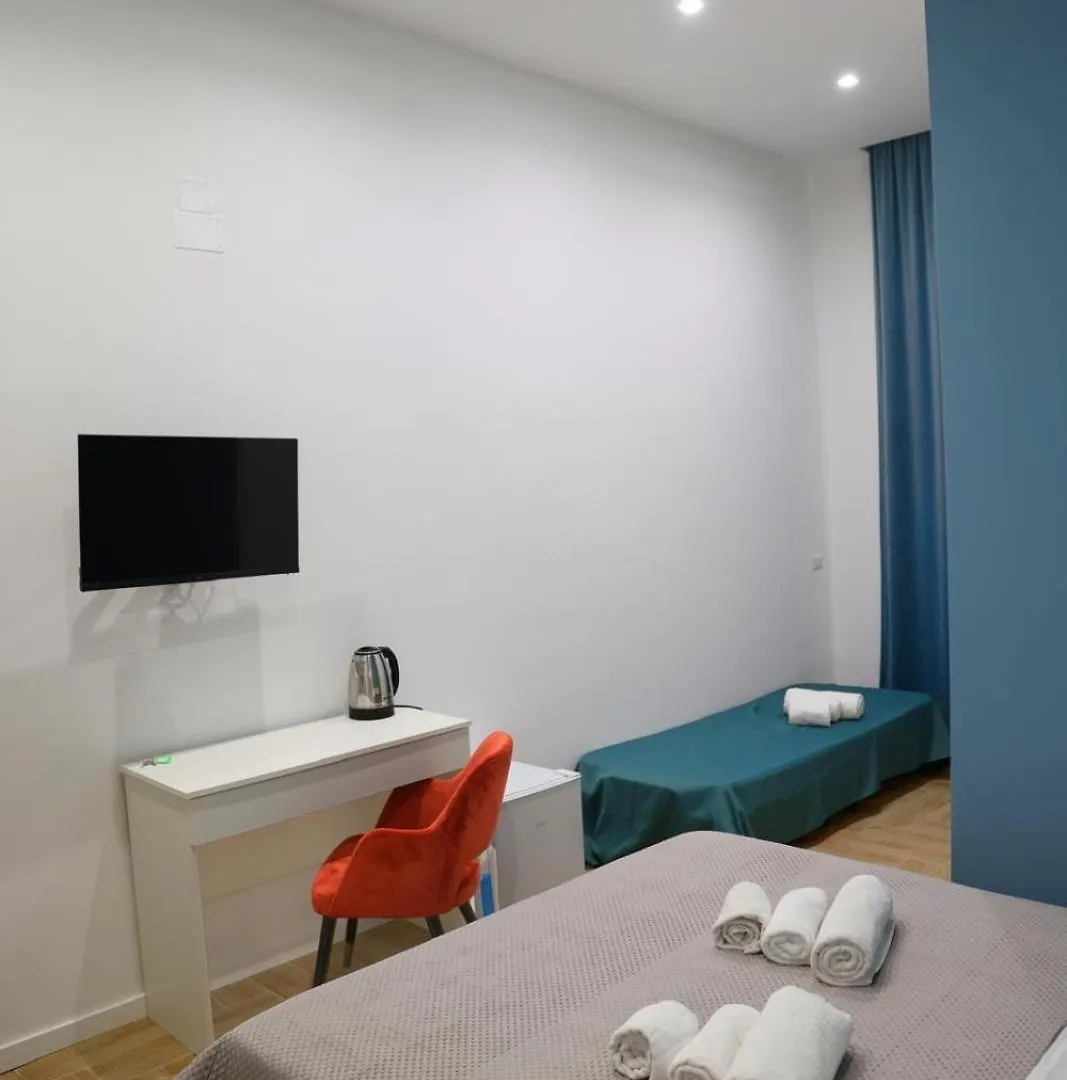 Cc Rooms Naples 0*,